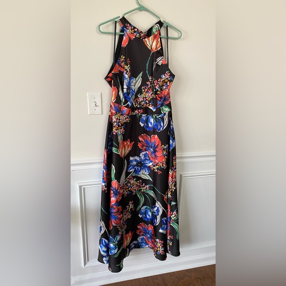 Tahari formal black floral satin dress. - Picture 2 of 2